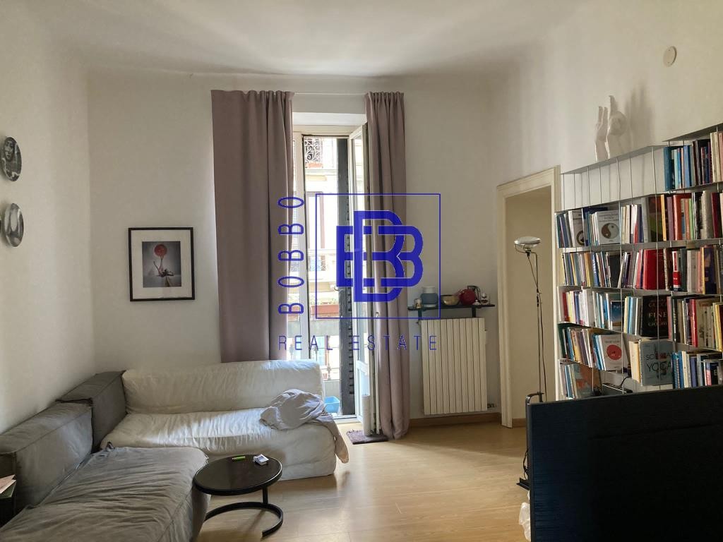 Due locali in ottima posizione - con Possibilità di contratto a Società.